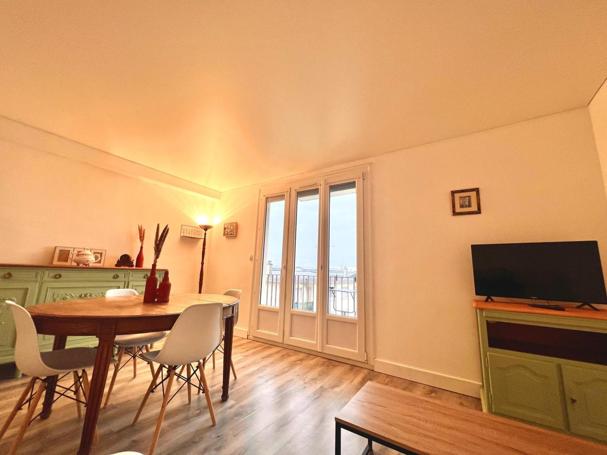 Appartement Proche Gare, 6 Voyageurs Et Stationnement Gratuit رانس المظهر الخارجي الصورة